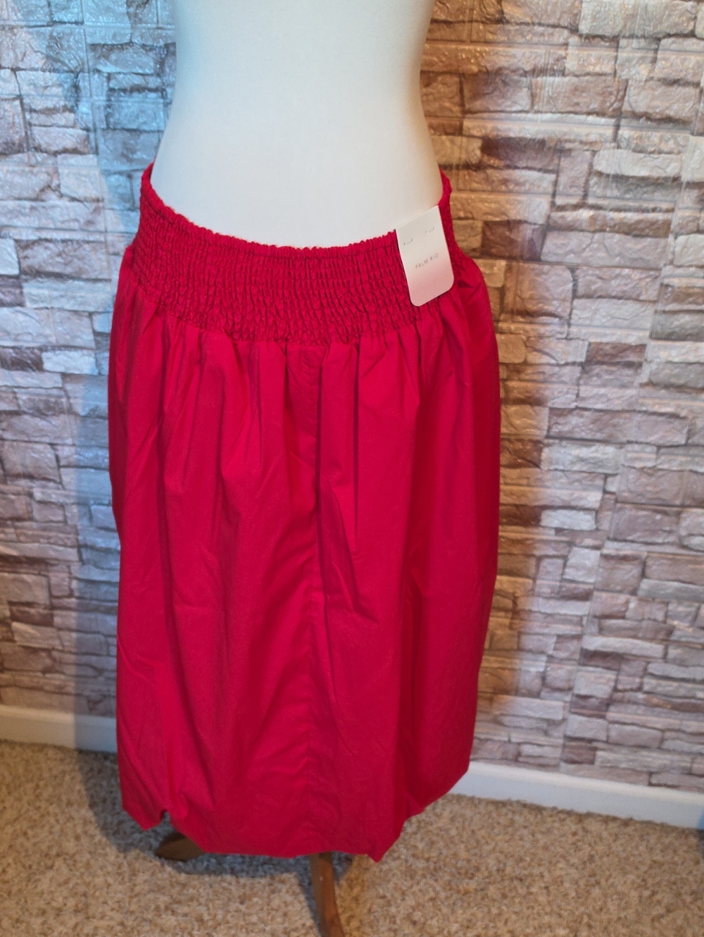 Palm Rio Bright Red Gathered Midi Skirt Brand New - Picture 2 of 9